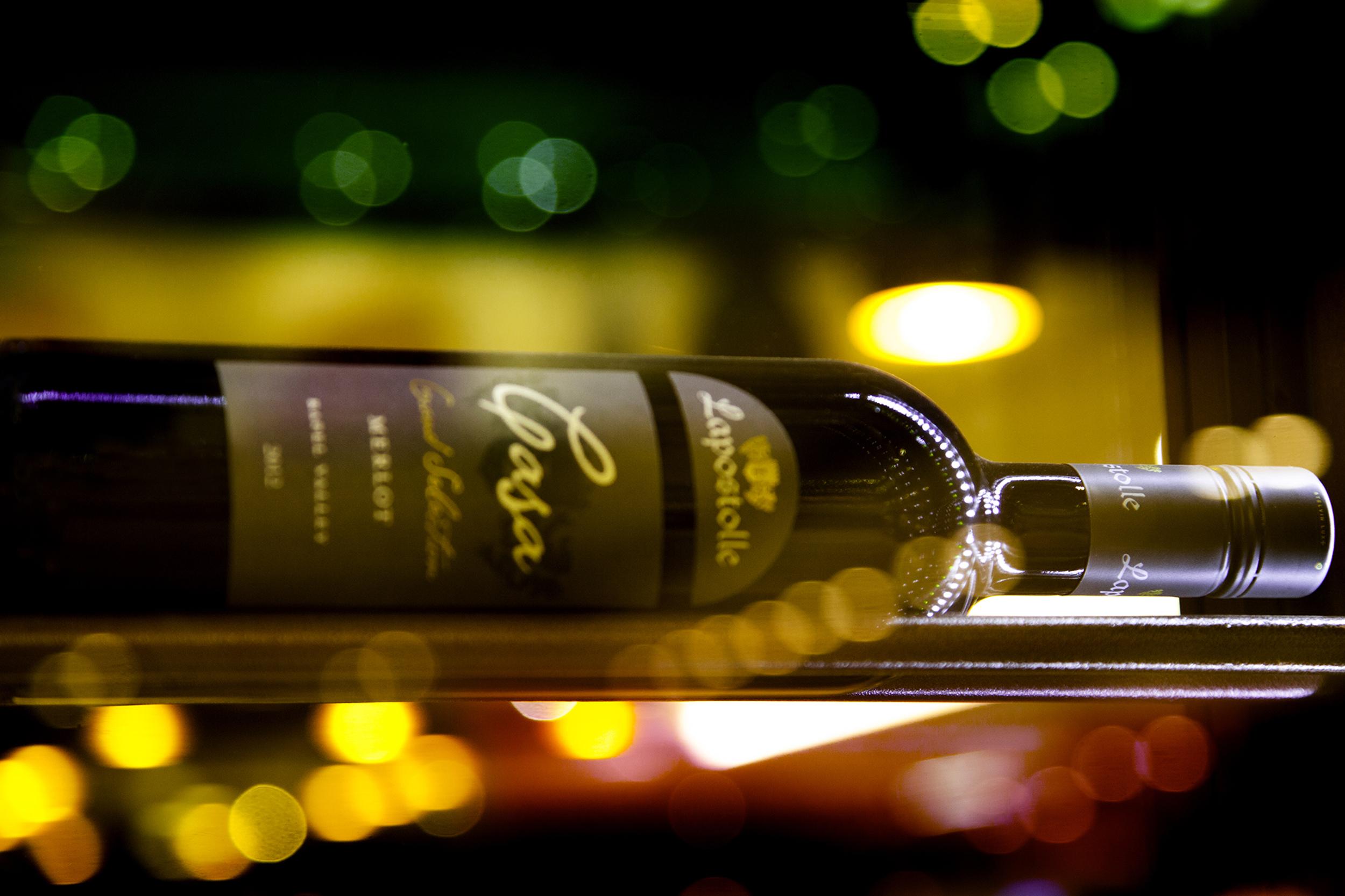 Hotel Regal Pacific Сантьяго Екстер'єр фото A bottle of wine