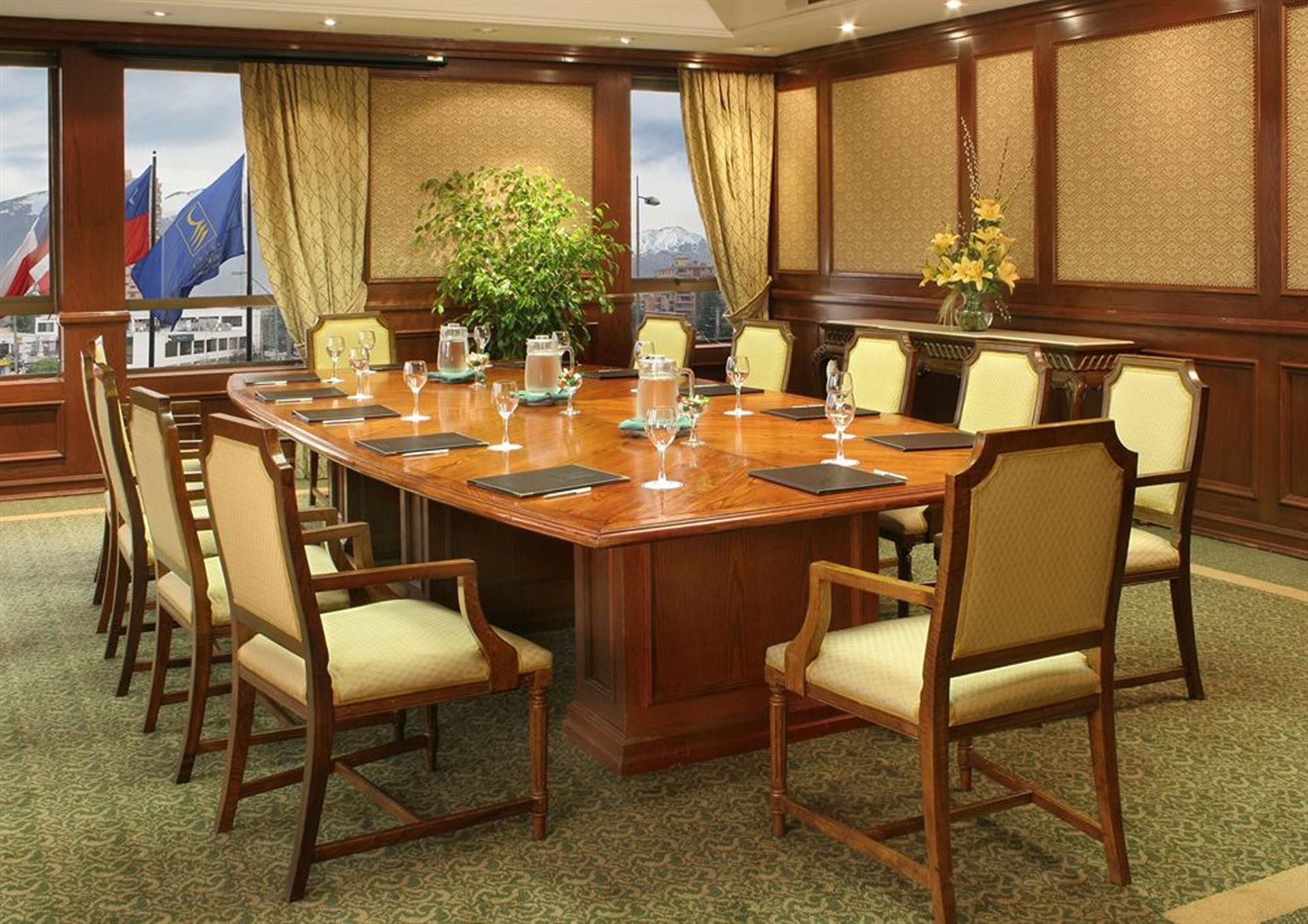 Hotel Regal Pacific Сантьяго Екстер'єр фото The meeting room of the European Economic and Financial Affairs Council