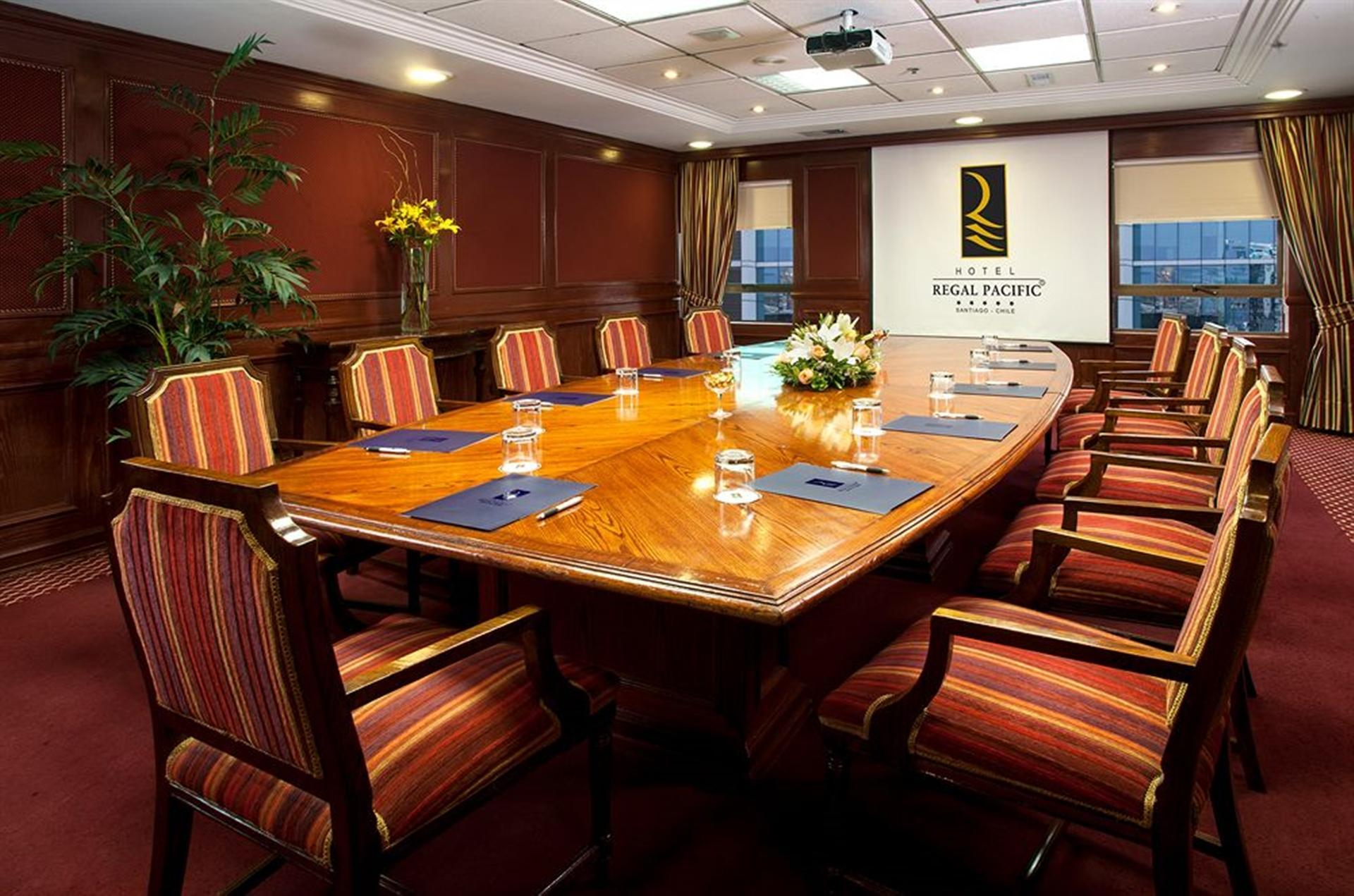 Hotel Regal Pacific Сантьяго Екстер'єр фото Regal Pacific Hotel, Hong Kong