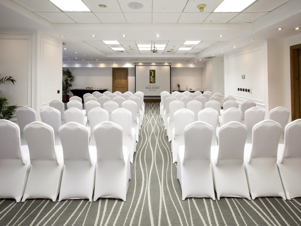 Hotel Regal Pacific Сантьяго Екстер'єр фото The hotel's meeting room